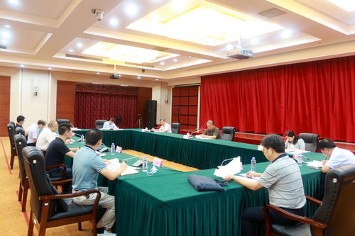 潘巍主持召開自治區(qū)推動(dòng)降低廣西北部灣港口中介服務(wù)收費(fèi)工作專班第一次會(huì)議